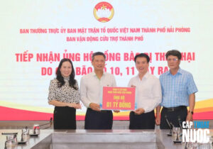 Nhựa Tiền Phong chung tay khắc phục hậu quả do thiên tai gây ra - Ảnh 1.